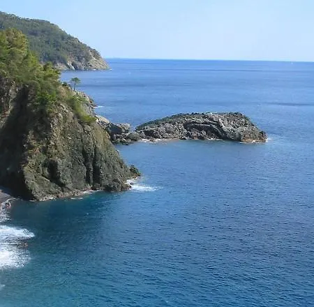 Sesta Terra Natural Hotel