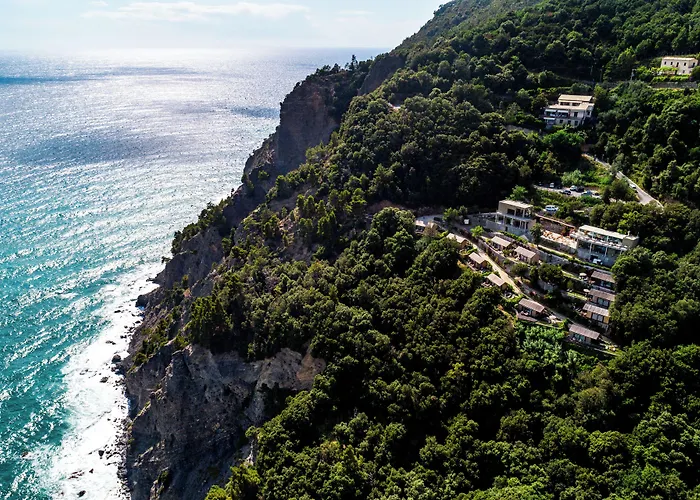 Hotel Sesta Terra Natural Framura