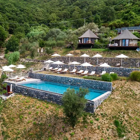 Sesta Terra Natural Hotel