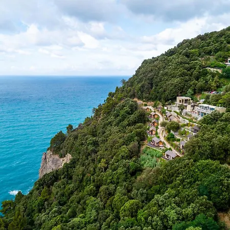 Sesta Terra Natural Hotel 4*
