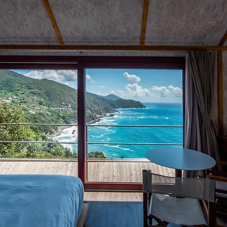 Sesta Terra Natural Hotel Framura