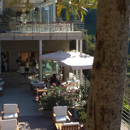 Sesta Terra Natural 4*