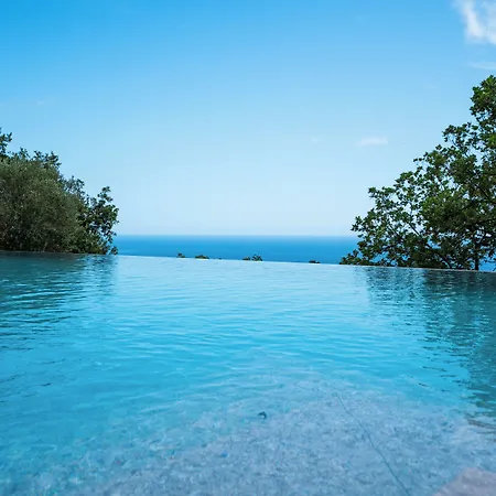 Sesta Terra Natural Hotel 4*