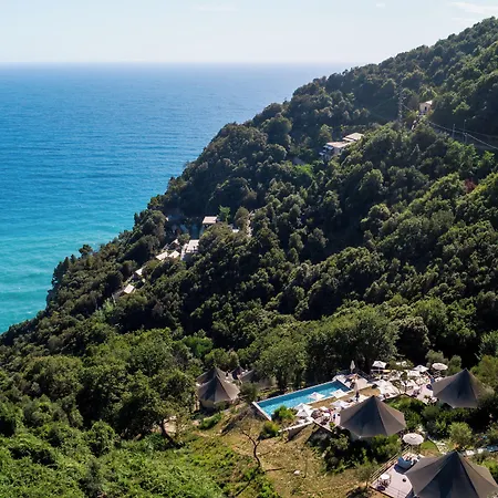 Szálloda Sesta Terra Natural 4*