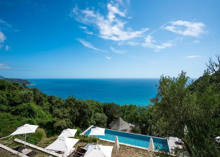 Sesta Terra Natural 4* Framura