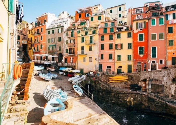 Sesta Terra Natural Hotel Framura