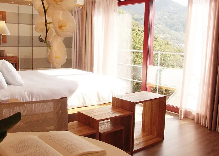 Sesta Terra Natural Hotel Framura