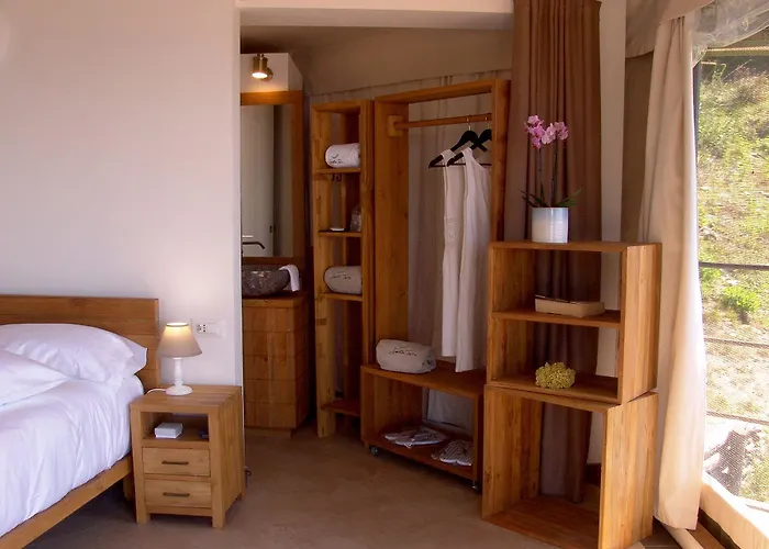 Hotel Sesta Terra Natural Framura