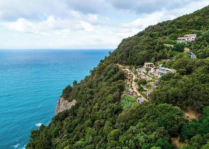 Sesta Terra Natural 4* Framura