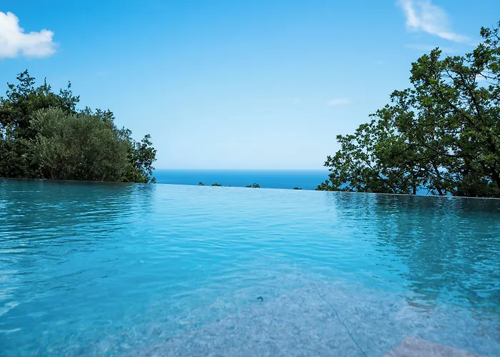 Sesta Terra Natural Hotel 4*