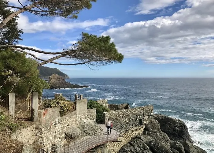 Sesta Terra Natural Hotel Framura